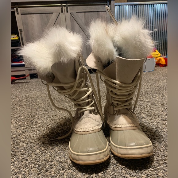 Woman’s Sorel Joan of arctic winter boots - Picture 1 of 6